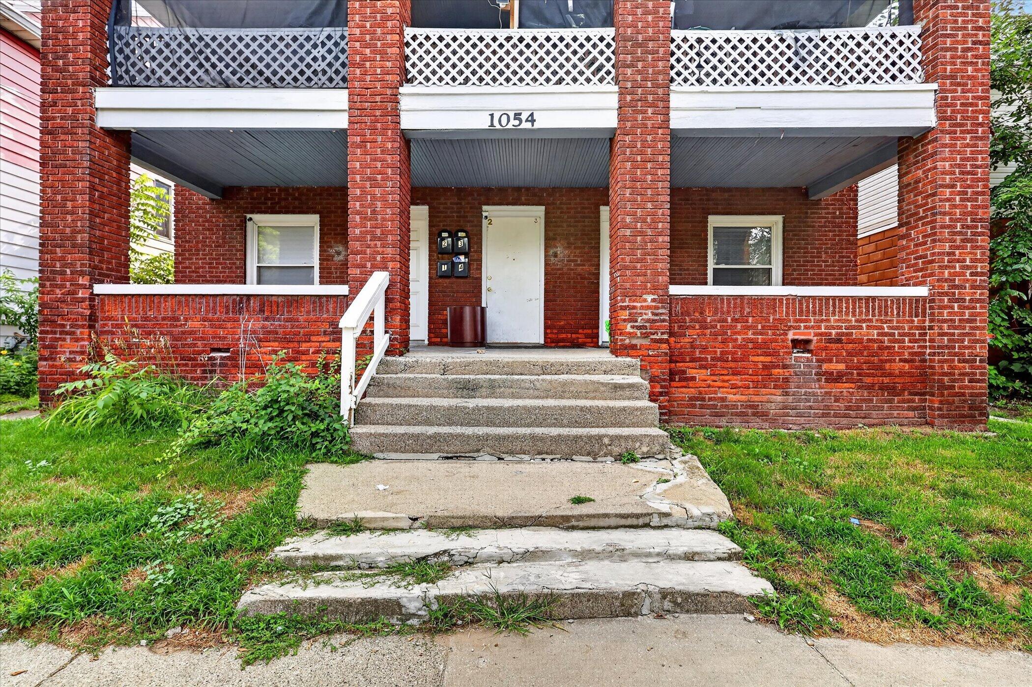 1054 Ionia Avenue SW