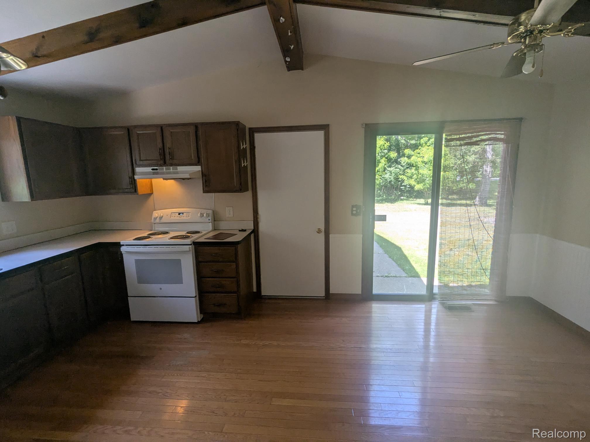 3211 McCluskey