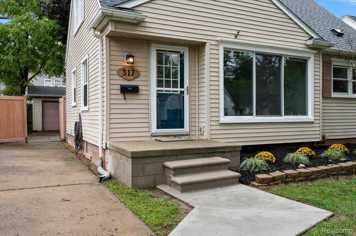 317 Walnut Avenue