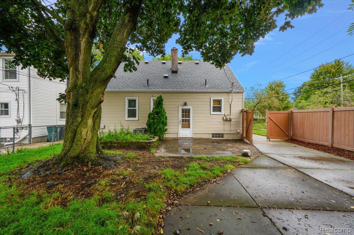 317 Walnut Avenue