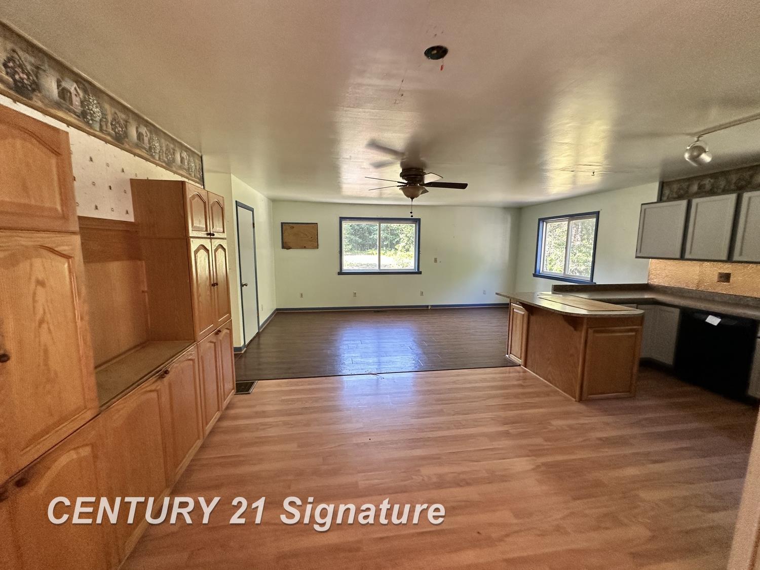 2901 E Rose City Road