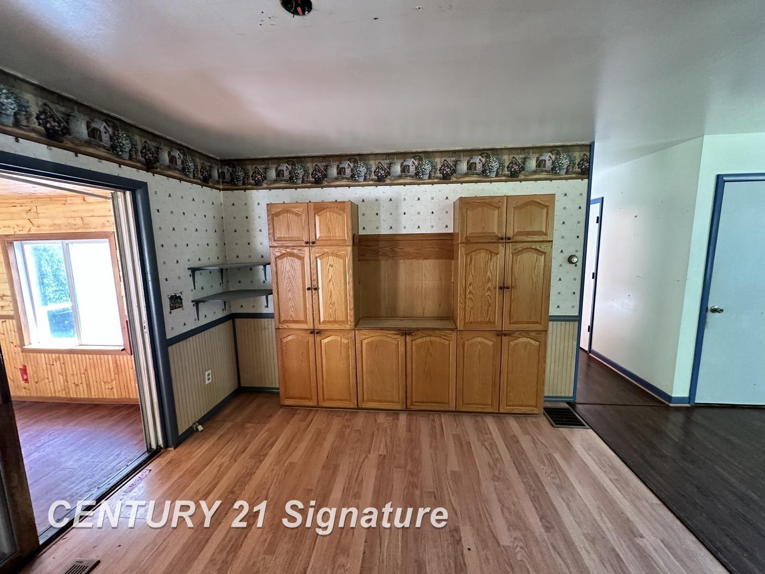 2901 E Rose City Road