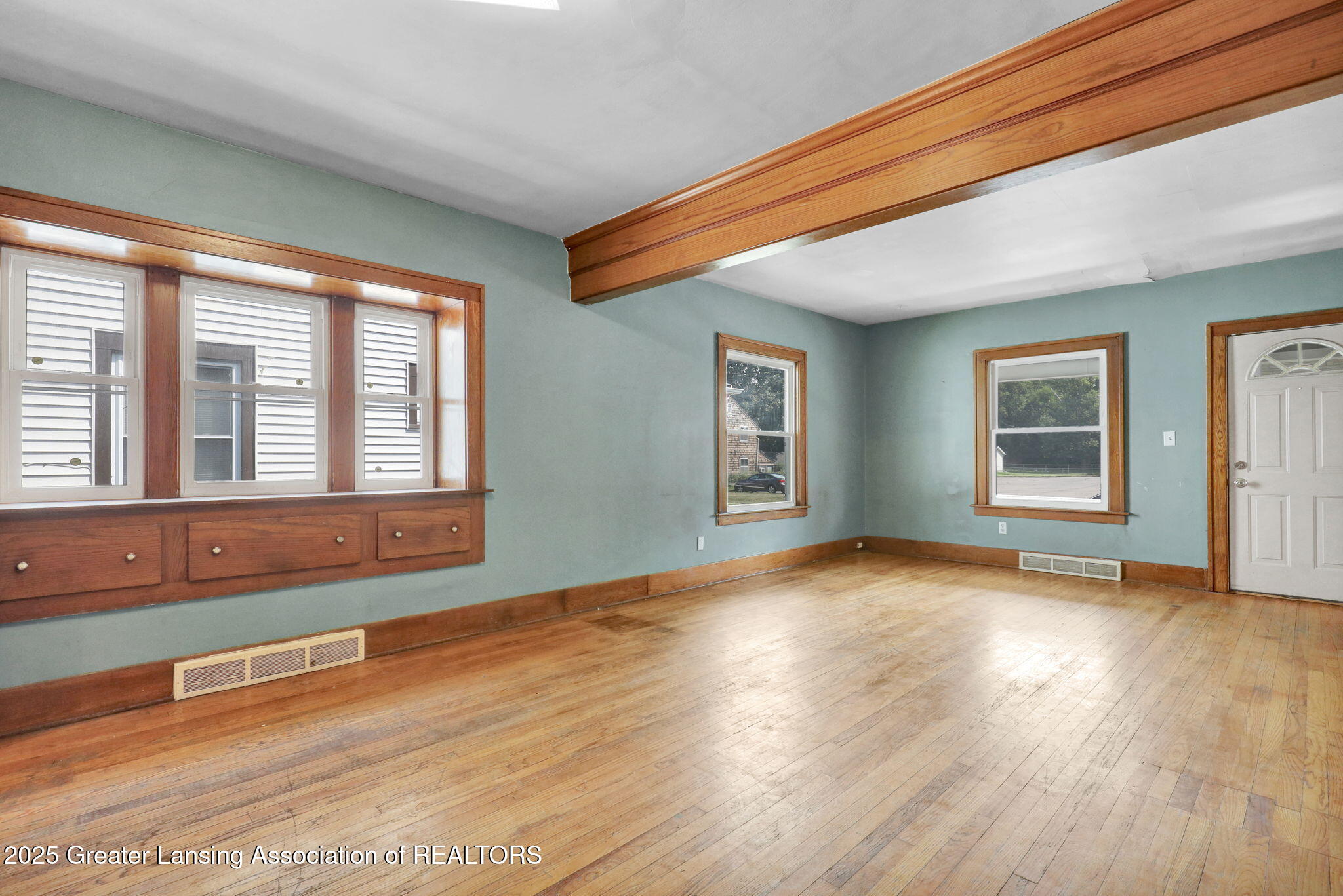 Lansing City, Michigan 48910, United States, 3 Bedrooms Bedrooms, ,1 BathroomBathrooms,Residential,Active,194185