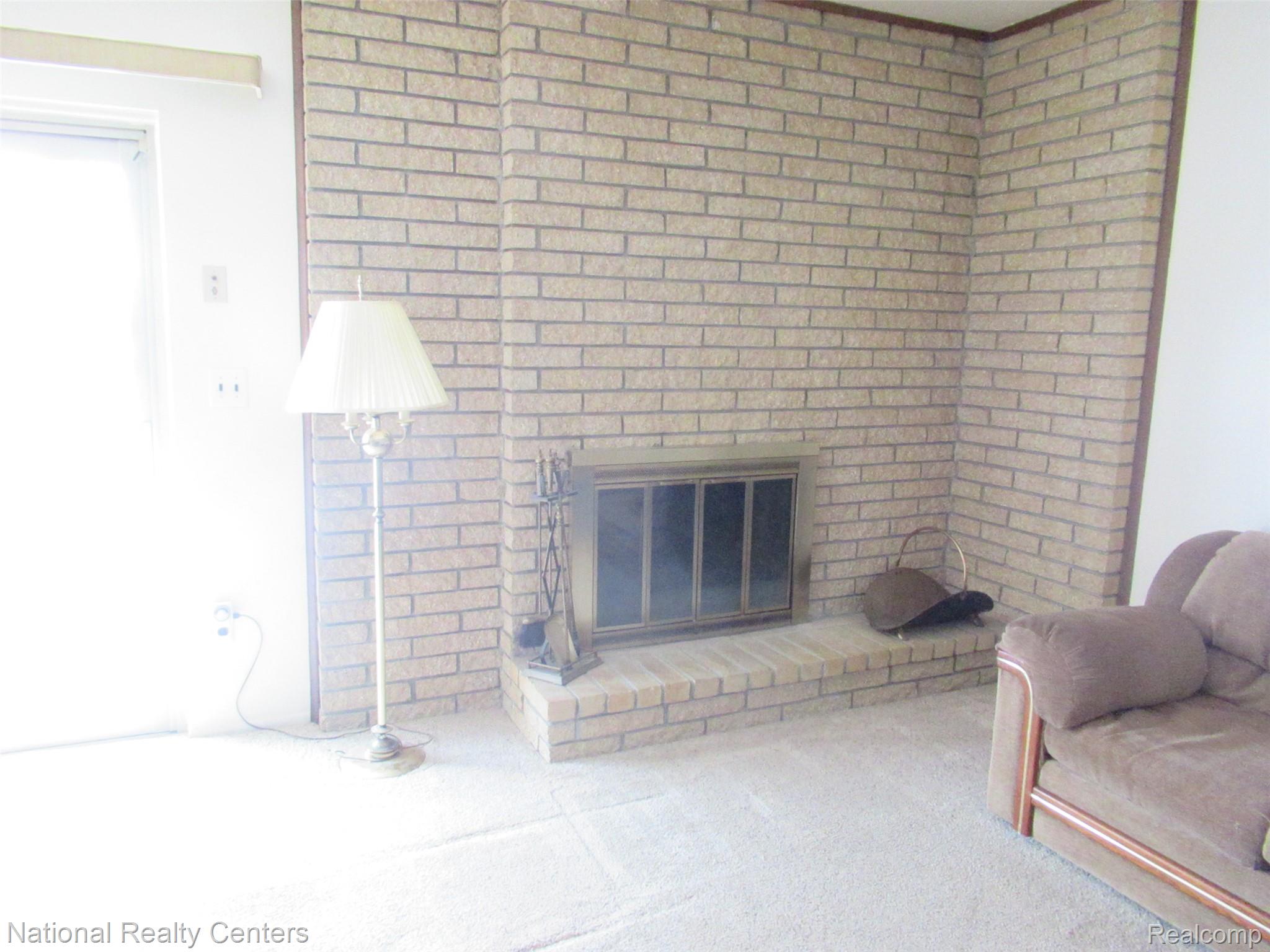 1211 W Franciscan Court