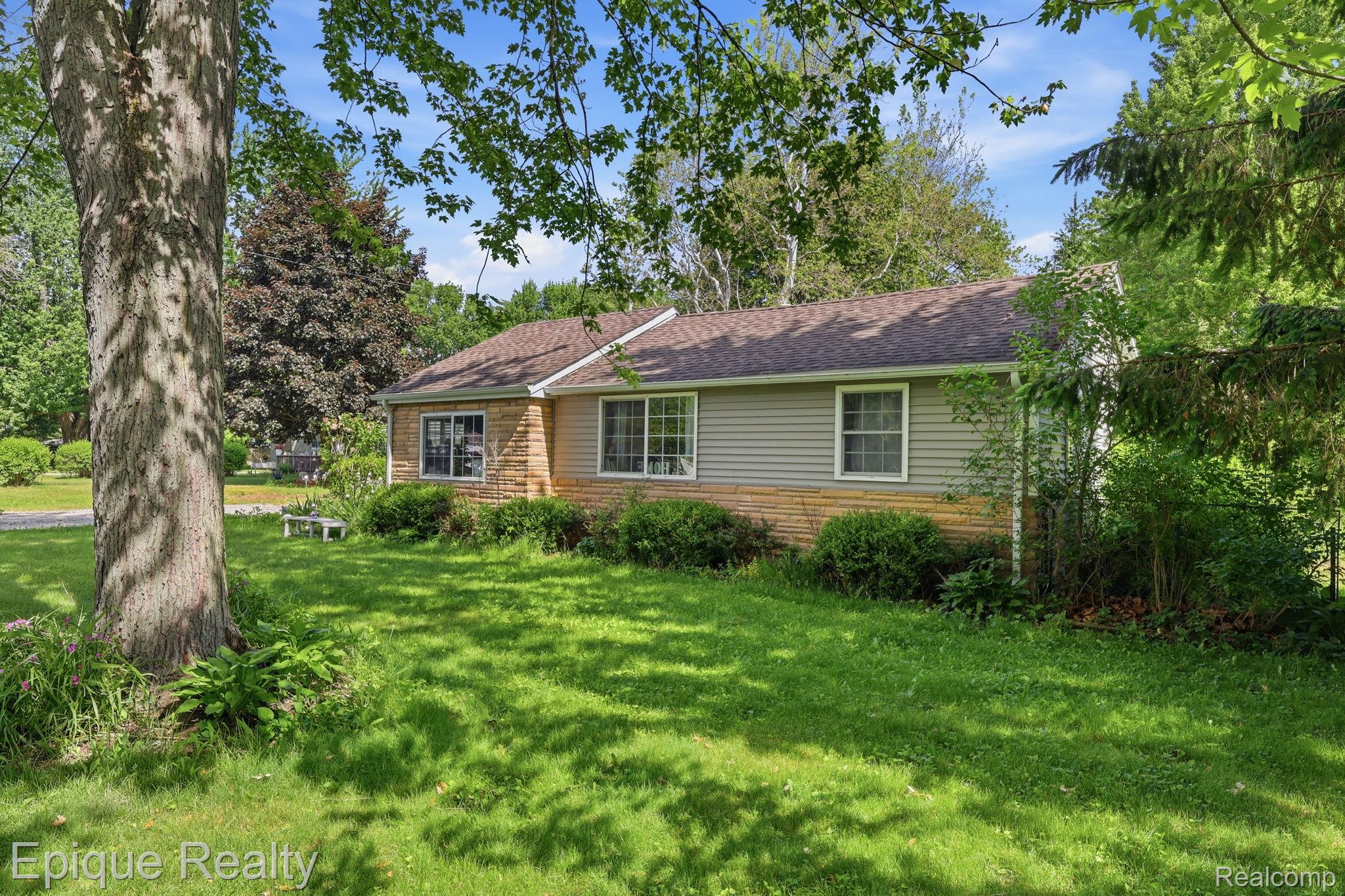 3652 Norman Road