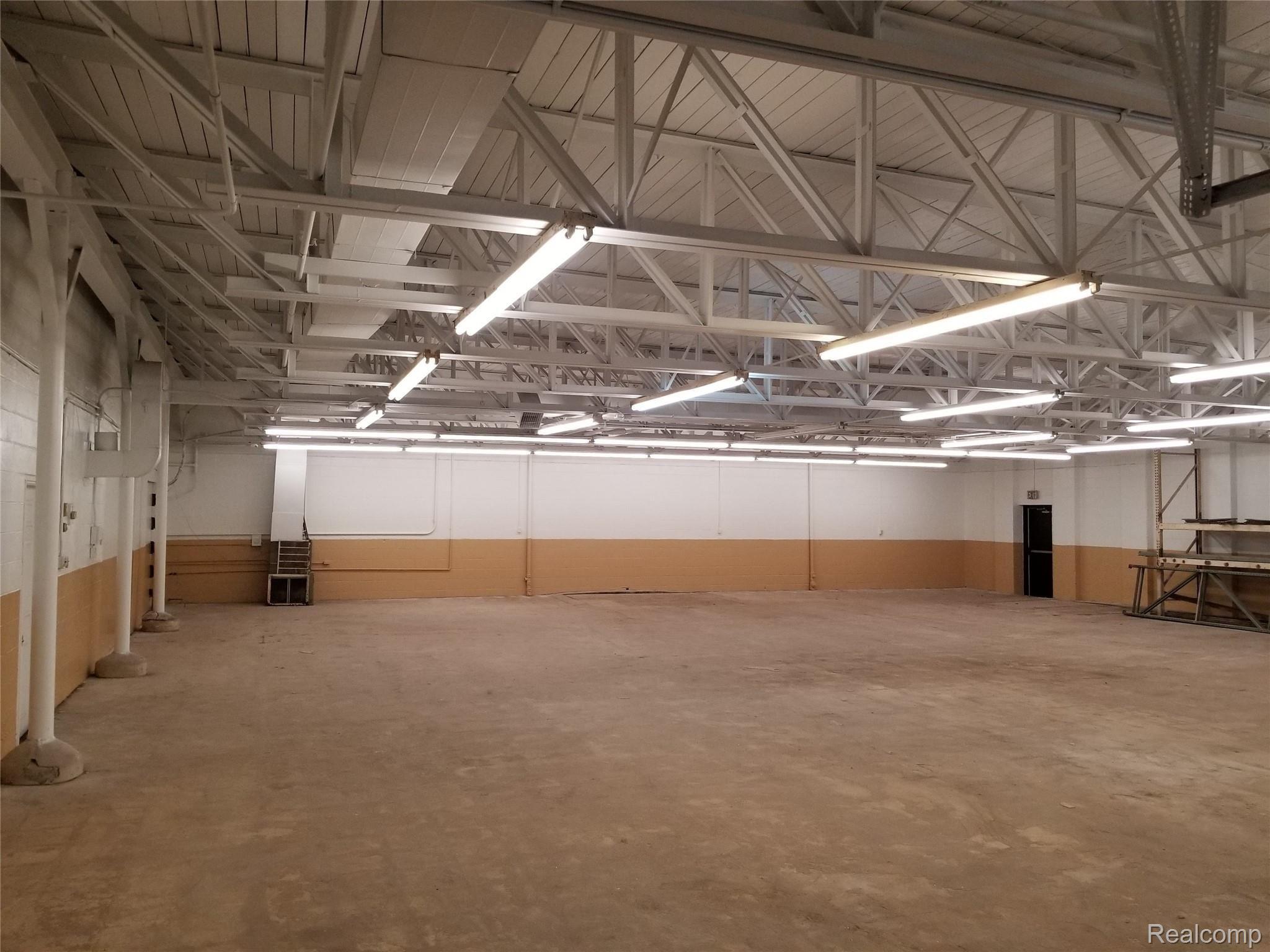 265 S Harris - Bldg B Road 206