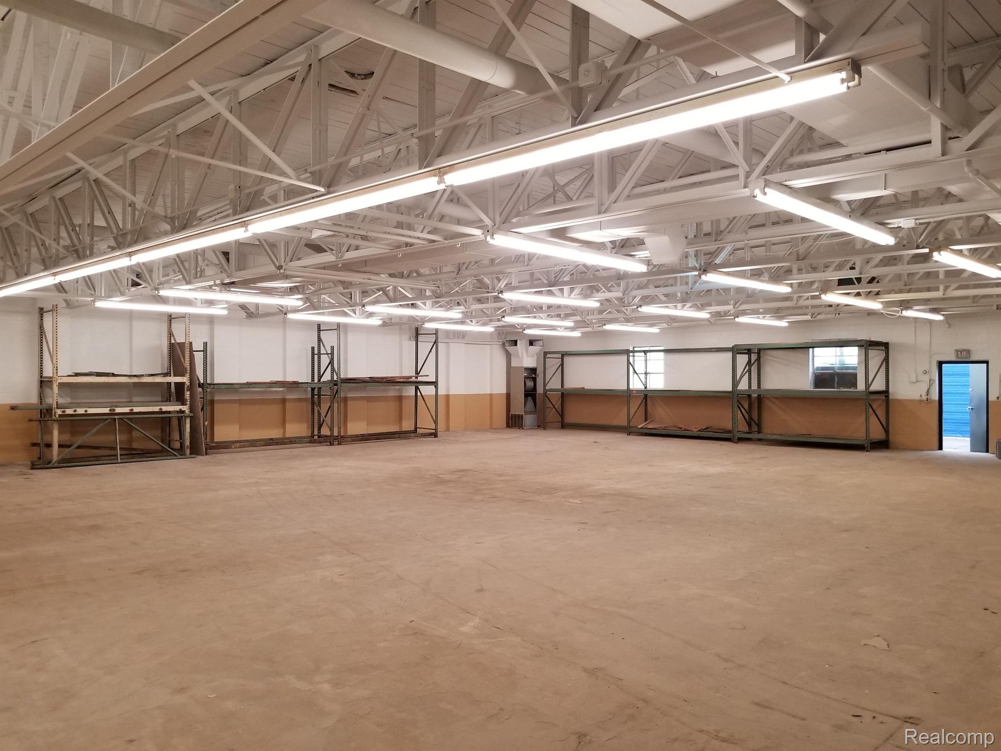 265 S Harris - Bldg B Road 206