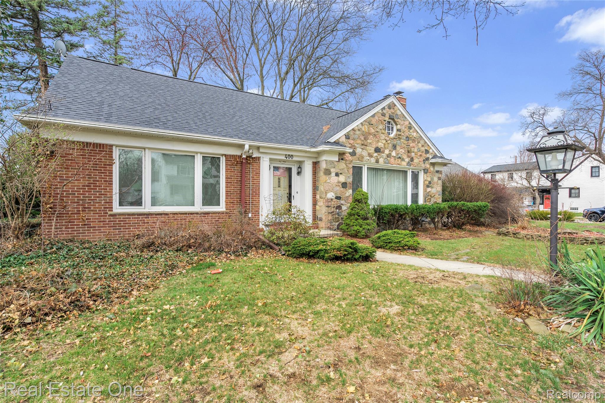400 Beechmont Street