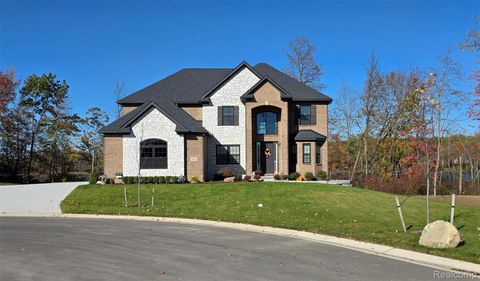 6002 Monarch Village Of Clarkston City MI 48348