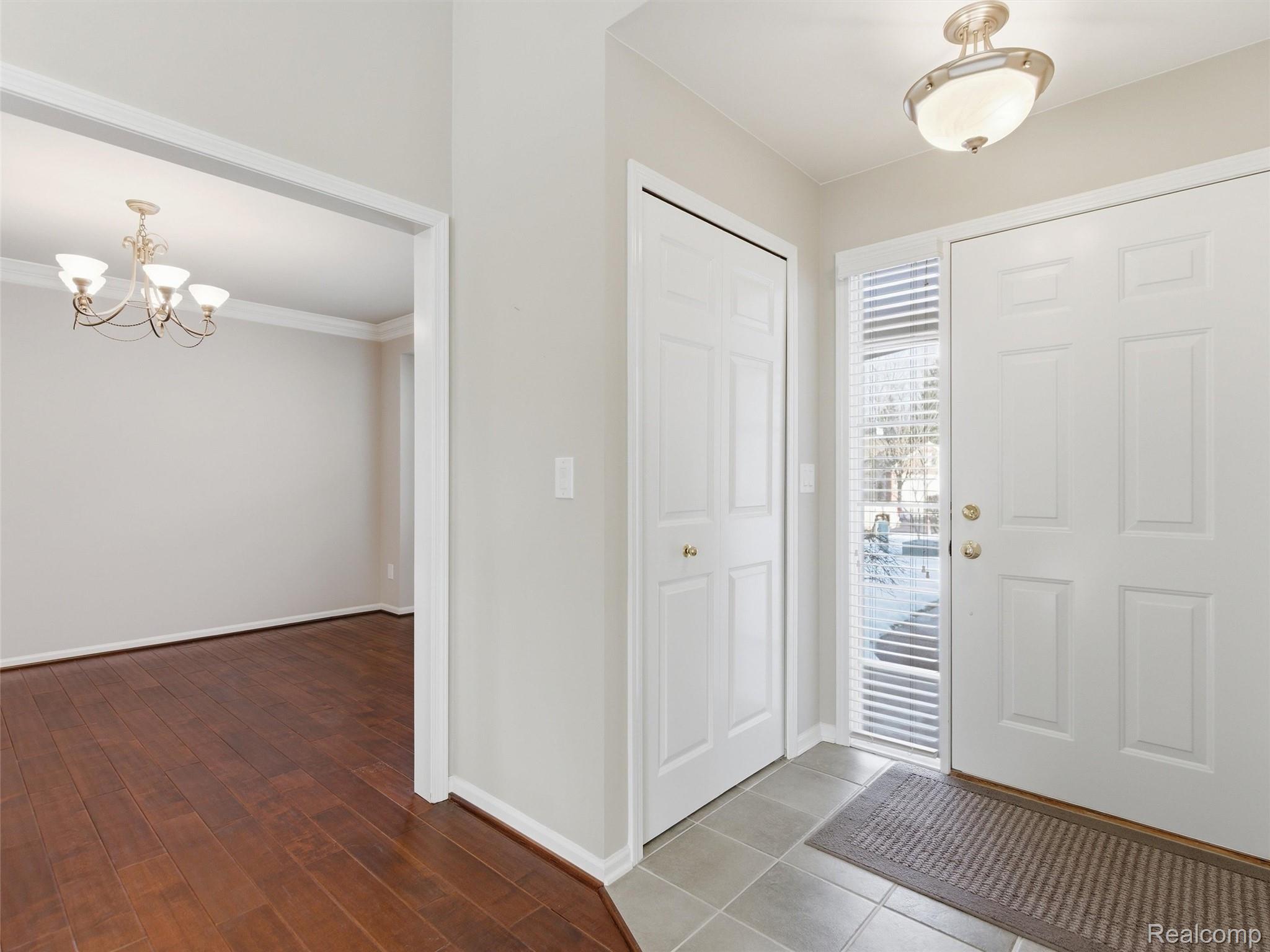 6573 Summit Ridge Court