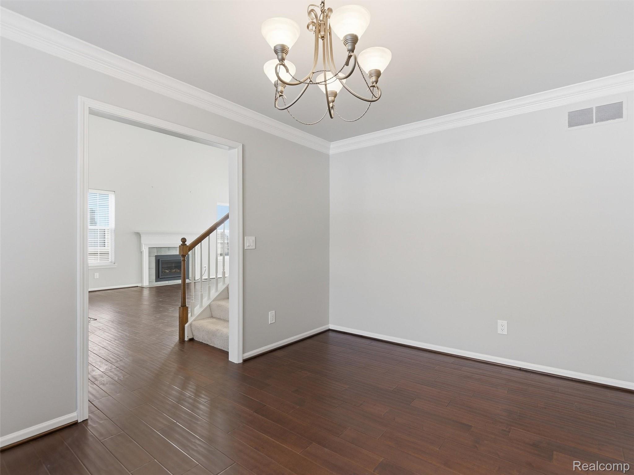 6573 Summit Ridge Court