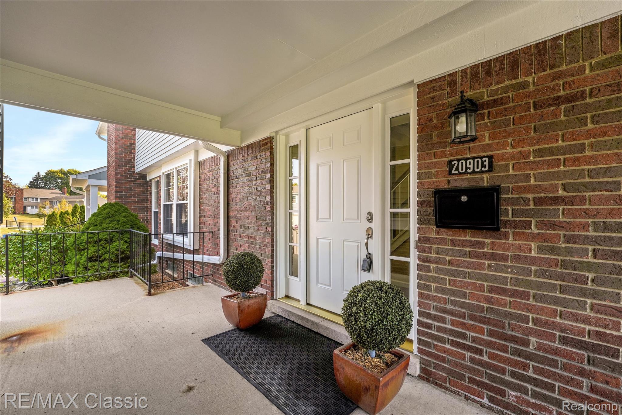 20903 W Glen Haven Circle