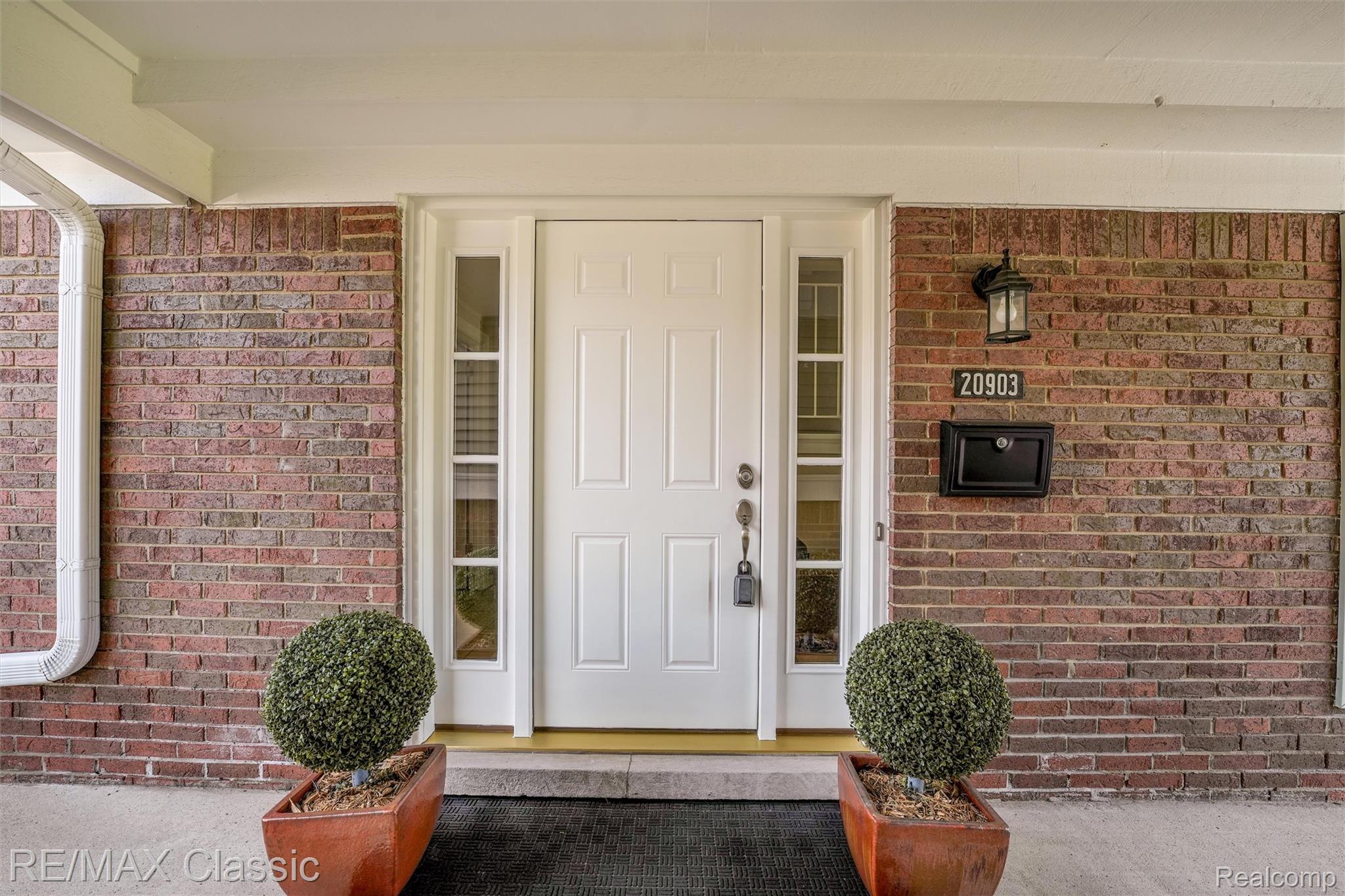 20903 W Glen Haven Circle