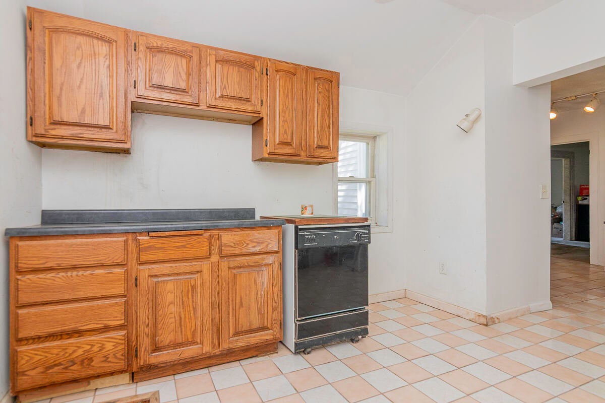 506 E 2nd Street