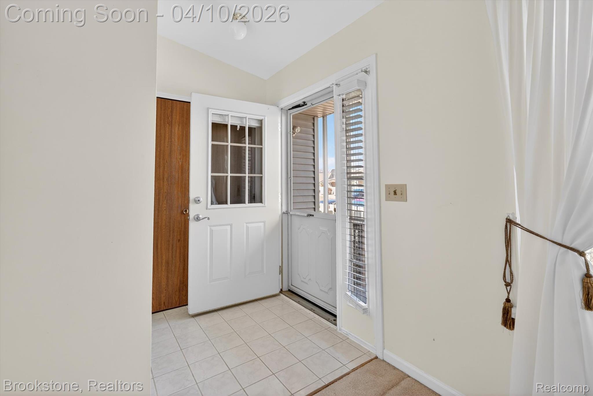 62401 Raleigh Court 4