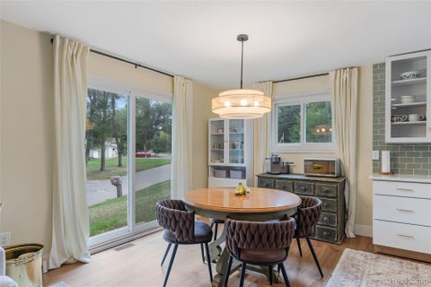 Tiny photo for 9303 Beechcrest Street, White Lake Charter Township, MI 48386 (MLS # 20261069358)