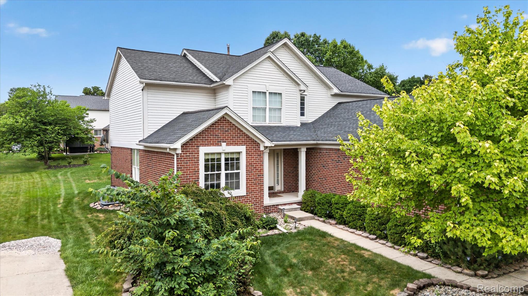 2738 Long Meadow Lane