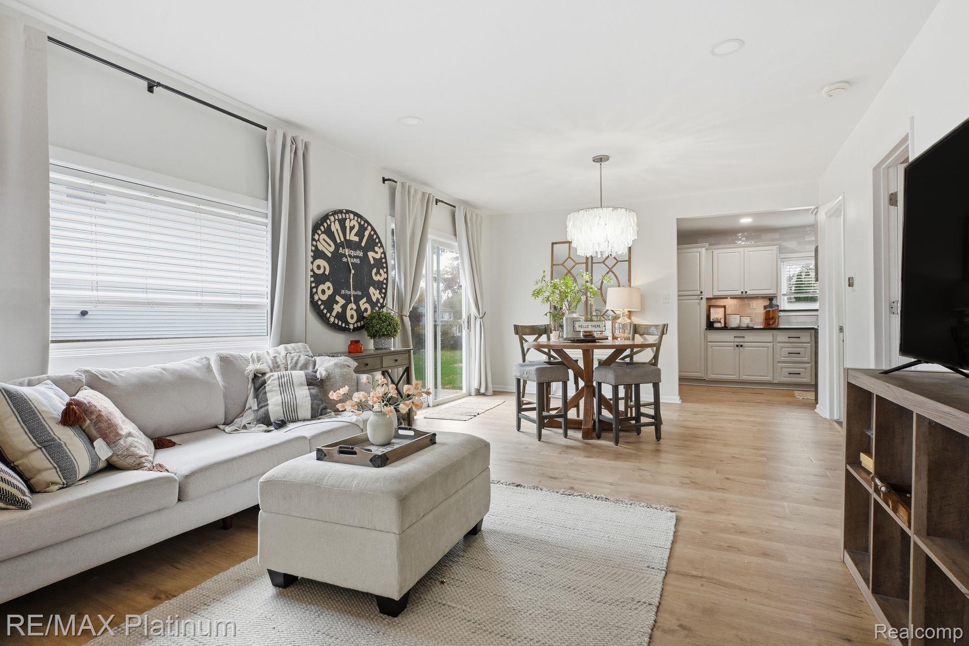 1146 Sunrise Park Street