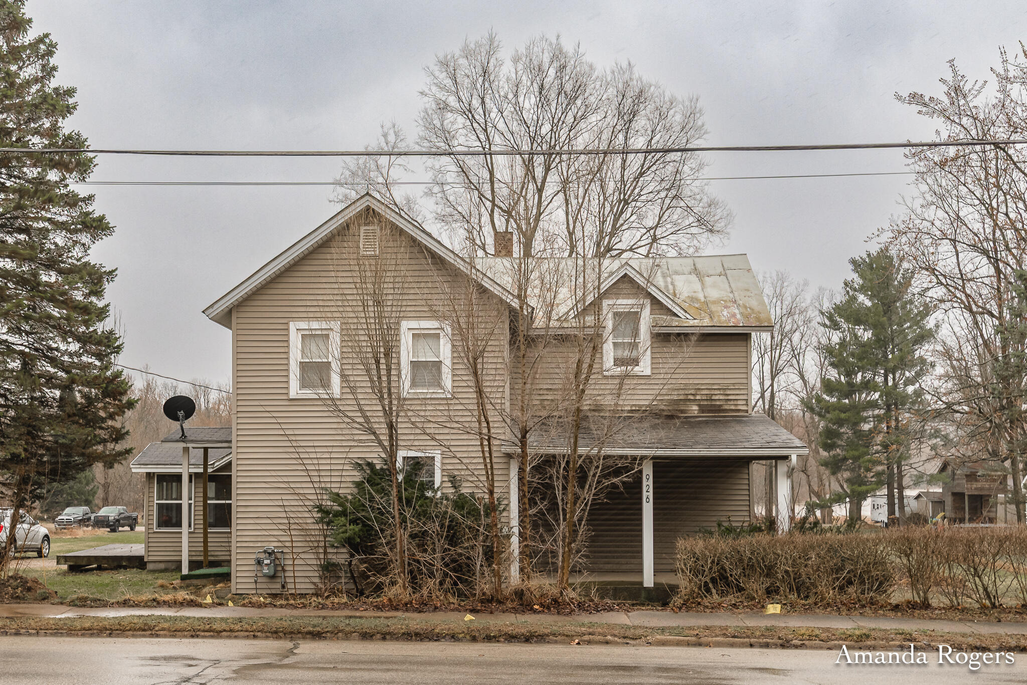 926 E Main Street SE