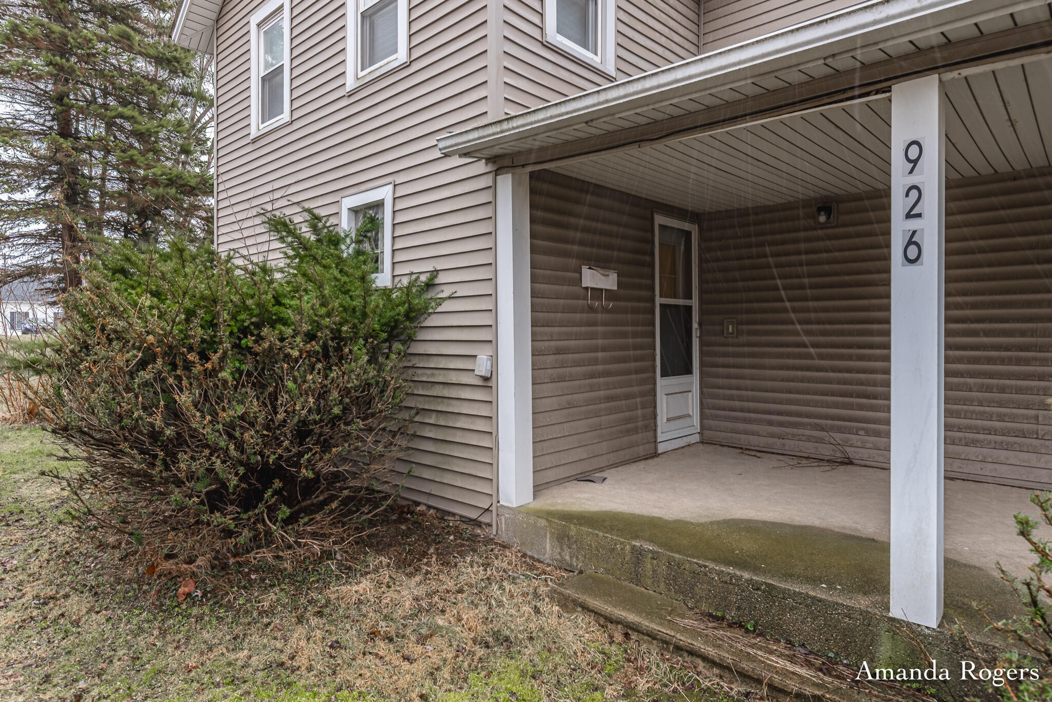 926 E Main Street SE