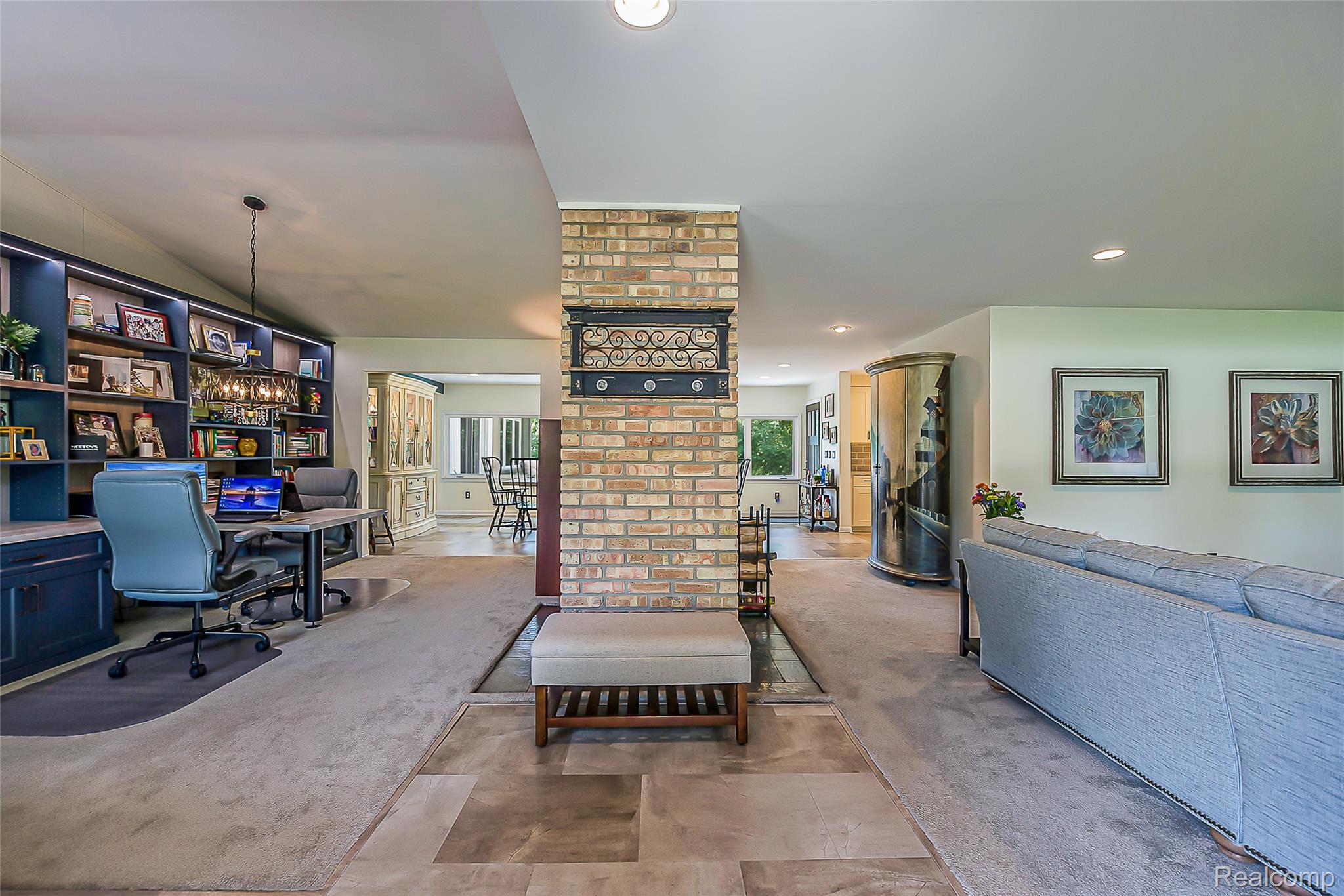 4990 Broomfield Lane