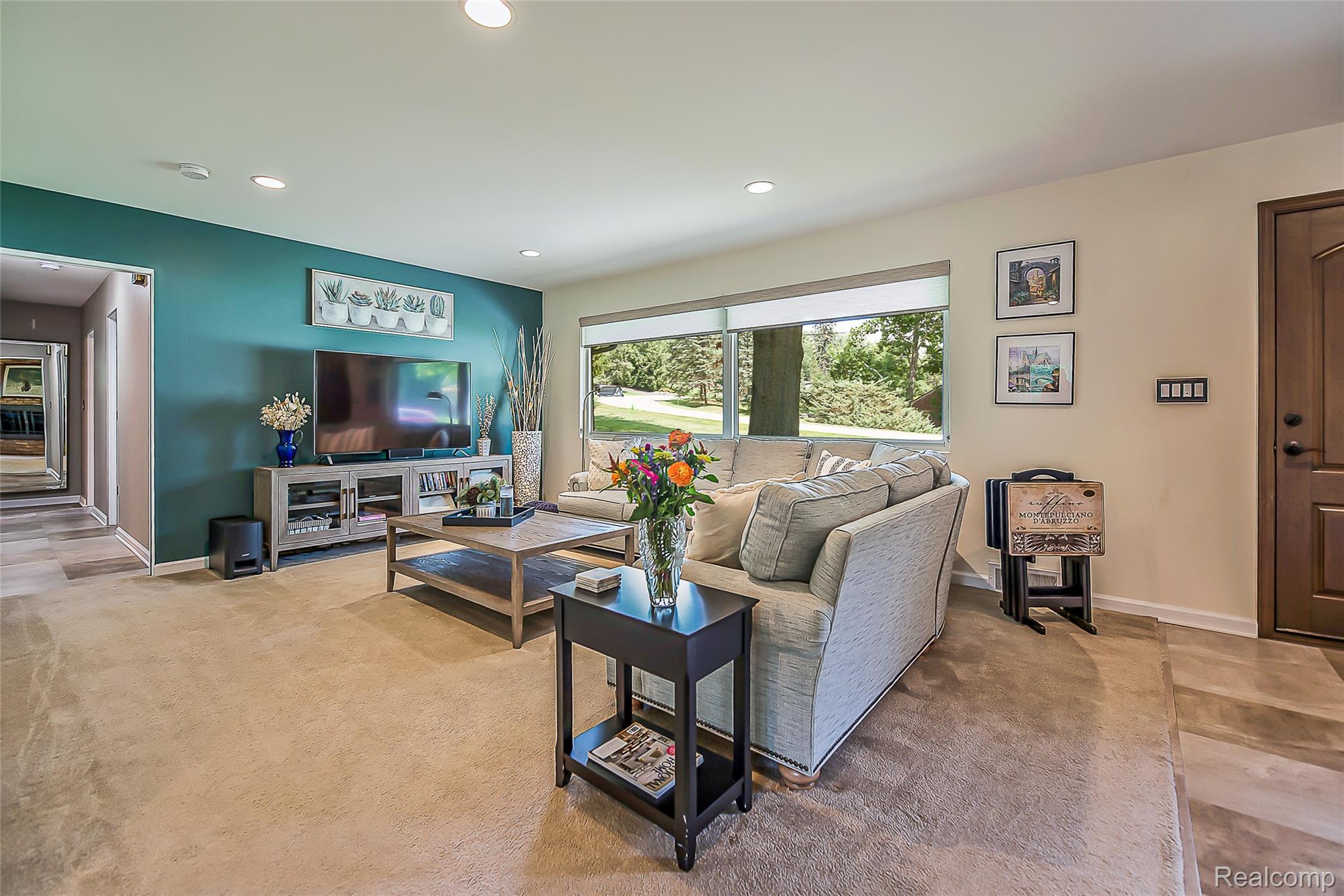 4990 Broomfield Lane