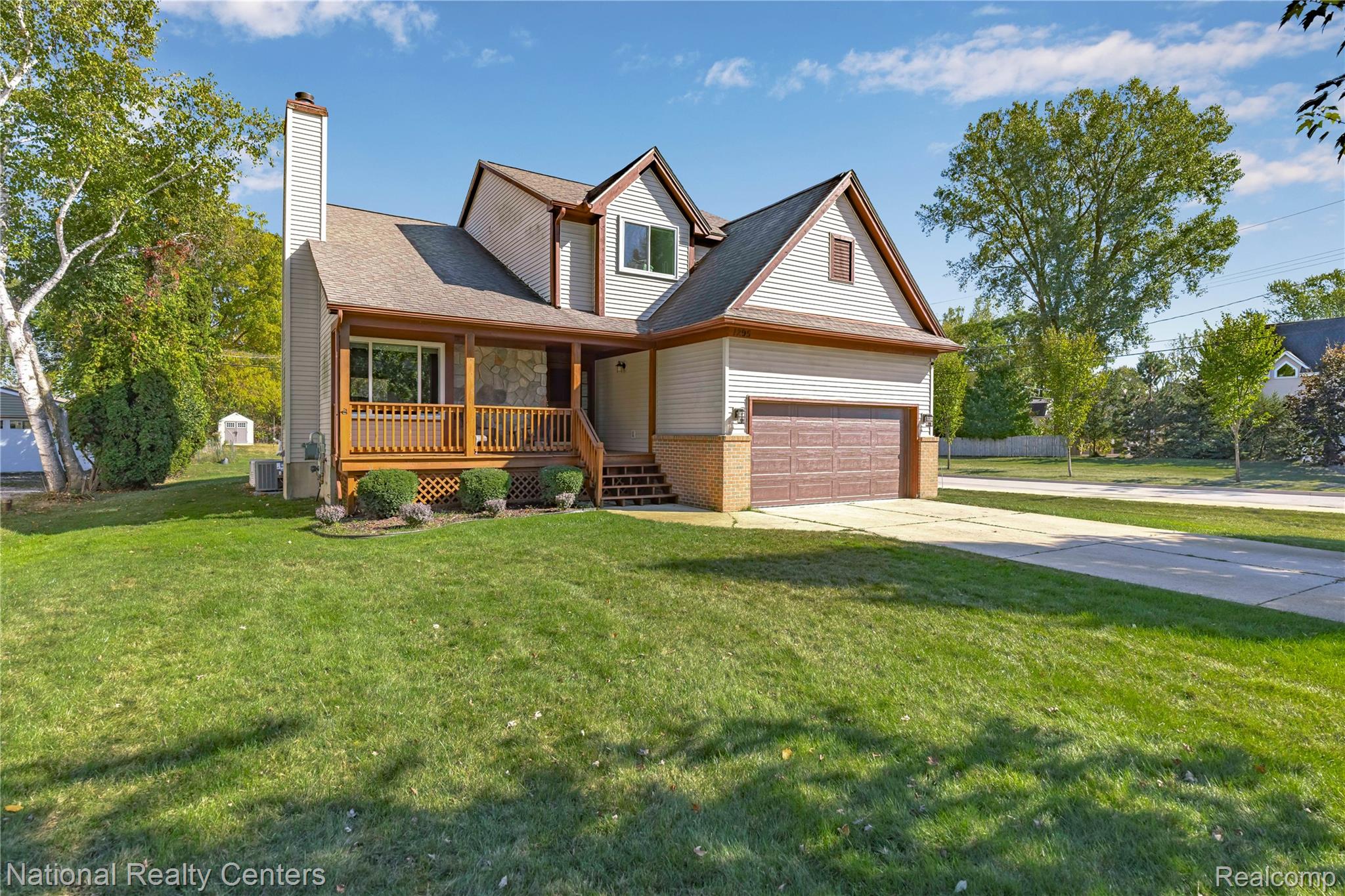 1295 East Lake Drive