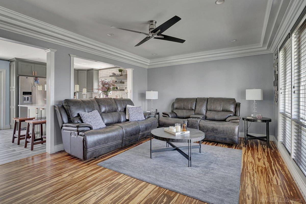 11435 Farthing Drive