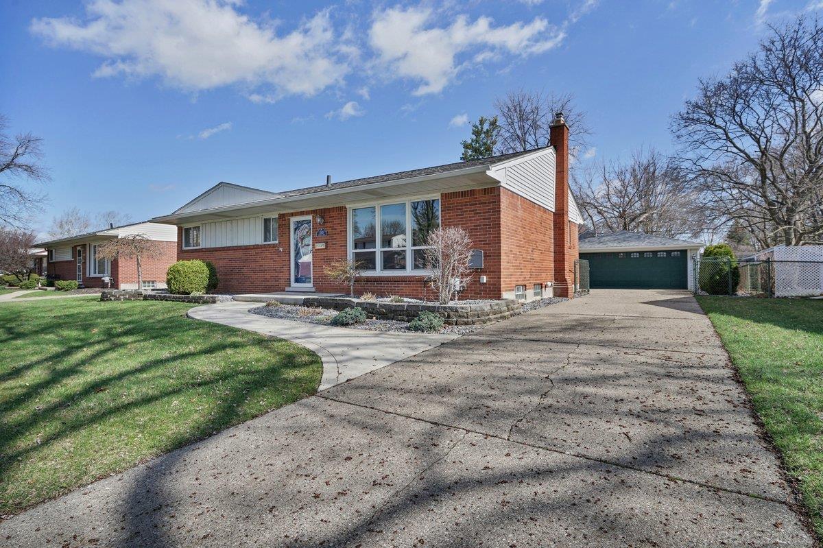 11435 Farthing Drive