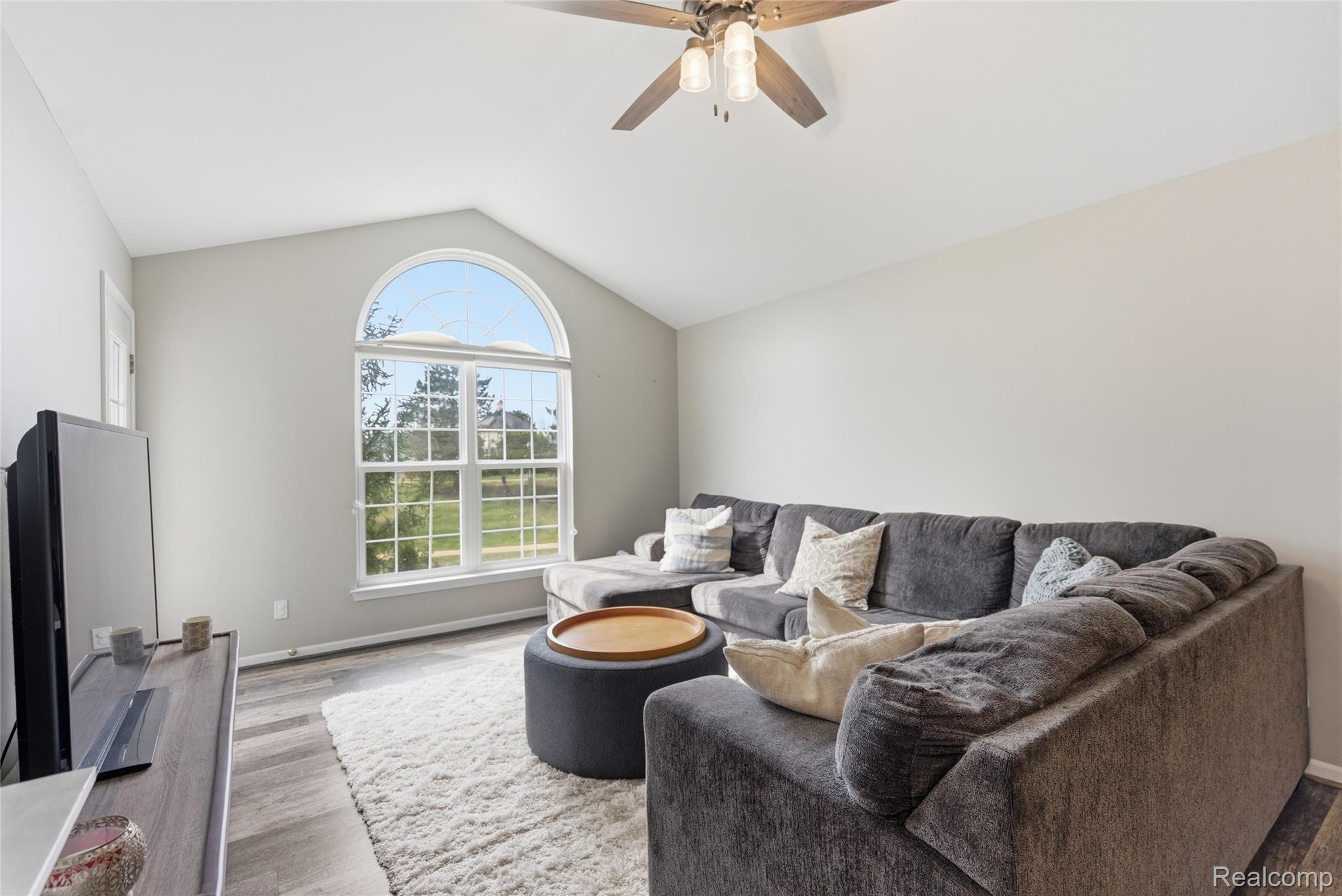 3402 Tremonte Circle N