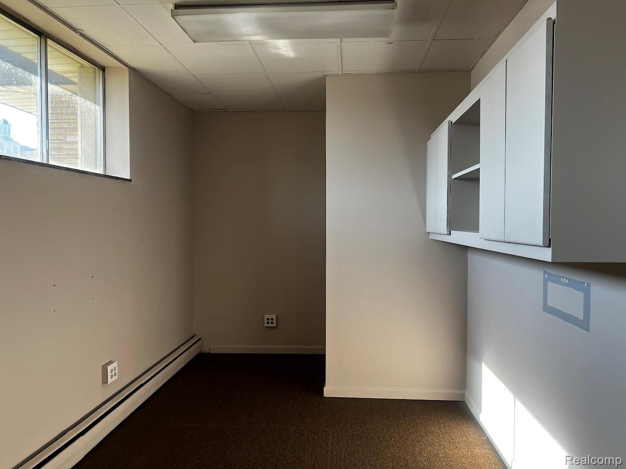 Royal Oak City, Michigan 48073, United States, ,Residential,Active,214952