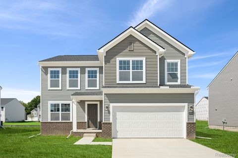 54759 HERON Circle Chesterfield Township MI 48047