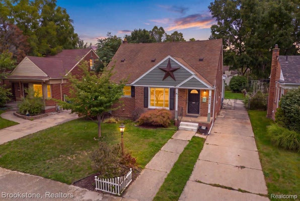 9648 CAVELL ST, LIVONIA, MI 48150 - Image 9dcb0e8a2a8c3bb7ed29895ef9915cbb/3708419903