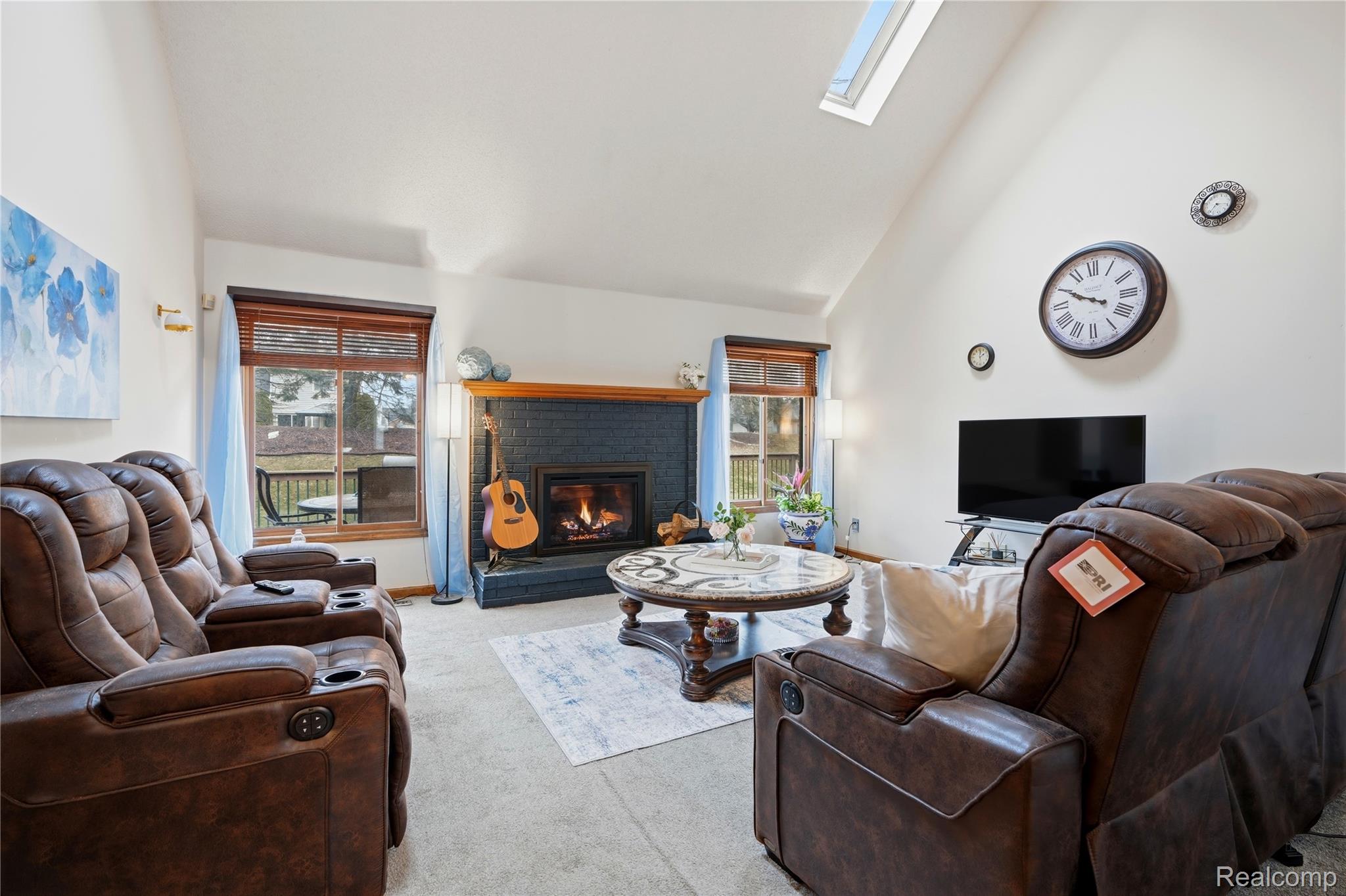 15743 Greenview