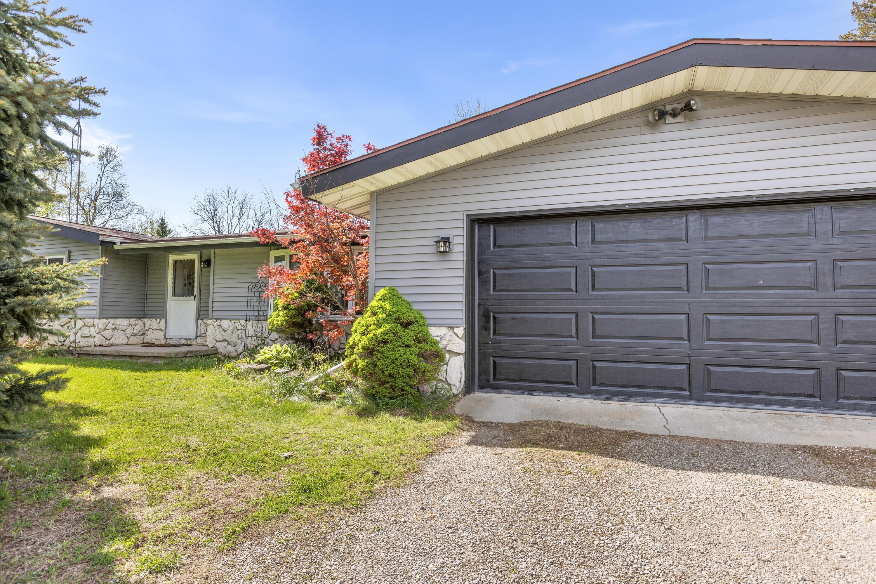 3979 Clinton Macon Road