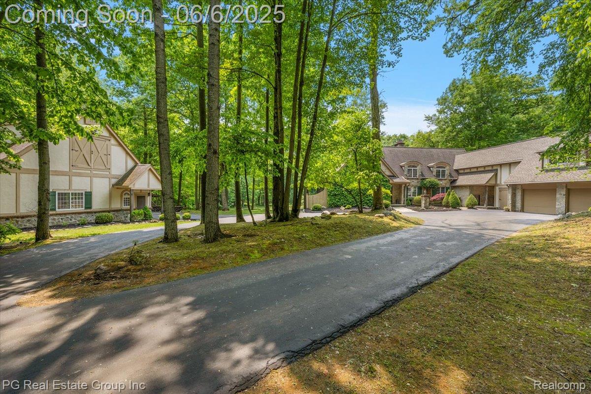 2536 ADDISON HILLS Court