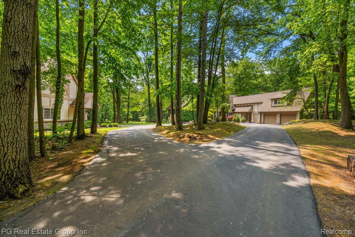 2536 ADDISON HILLS Court