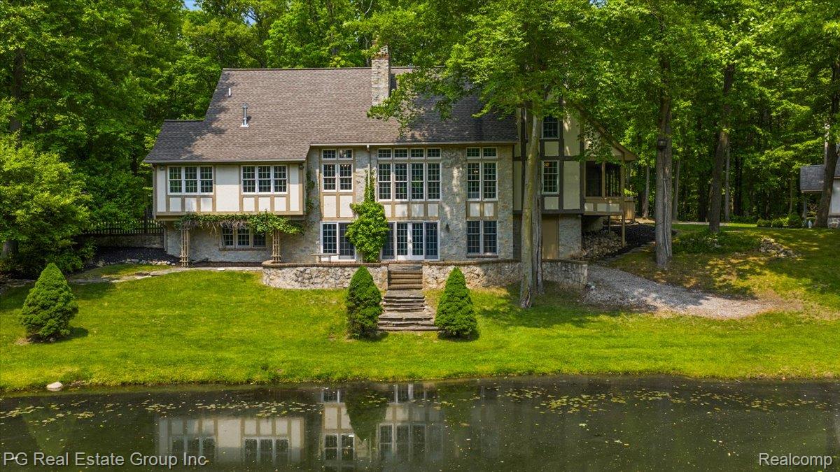 2536 ADDISON HILLS Court