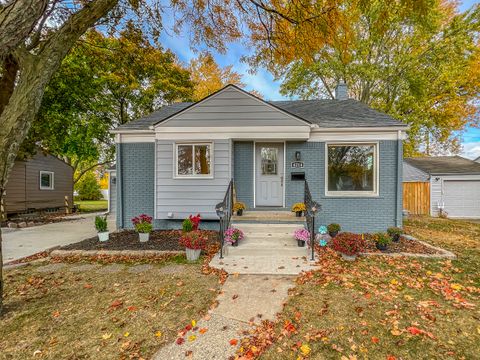 4214 BERKSHIRE Road Royal Oak City Oakland MI 48073
