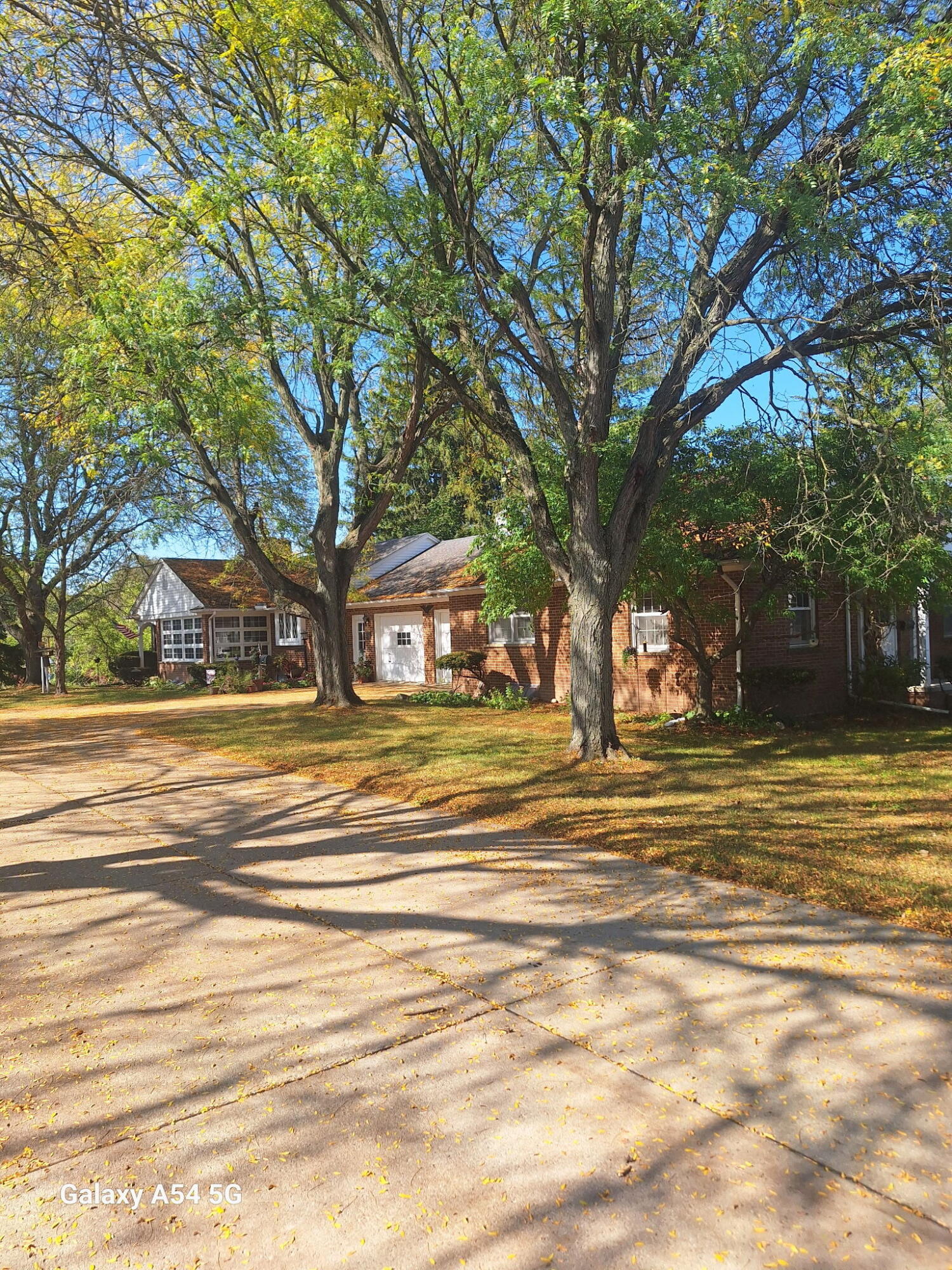 103 105,111,113 N Lewis