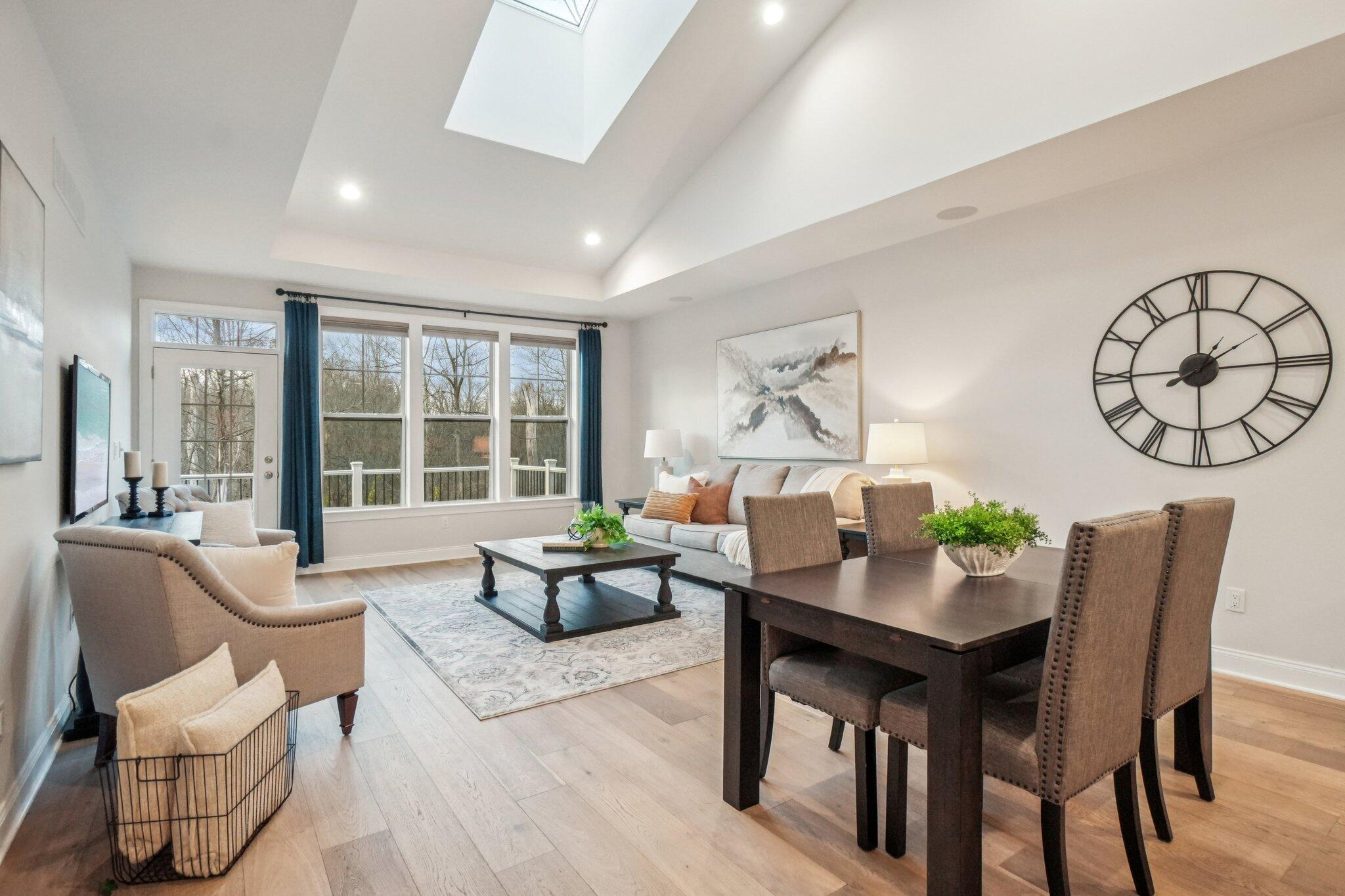 3056 N Spurway Drive