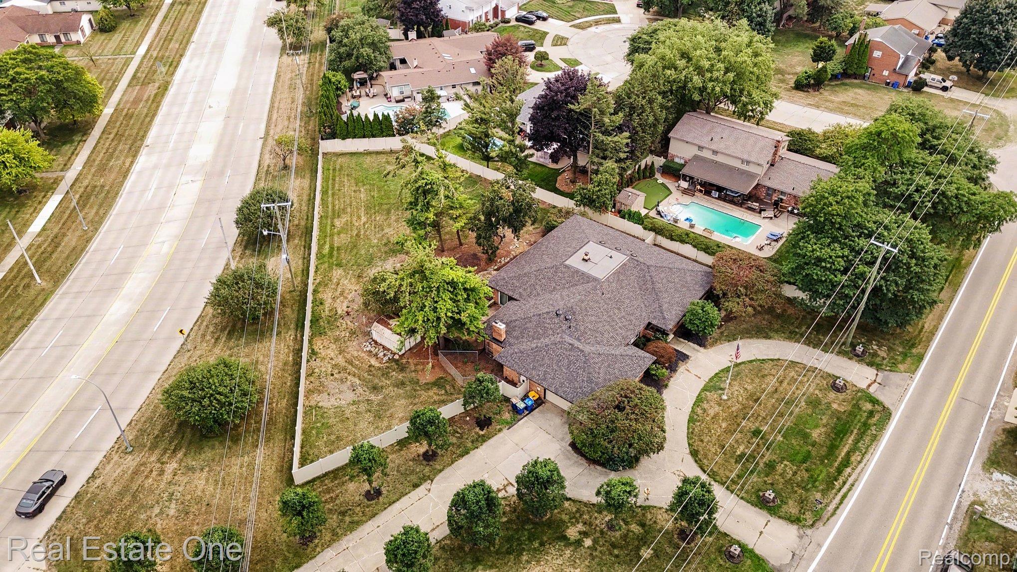 11584 Chicago Road