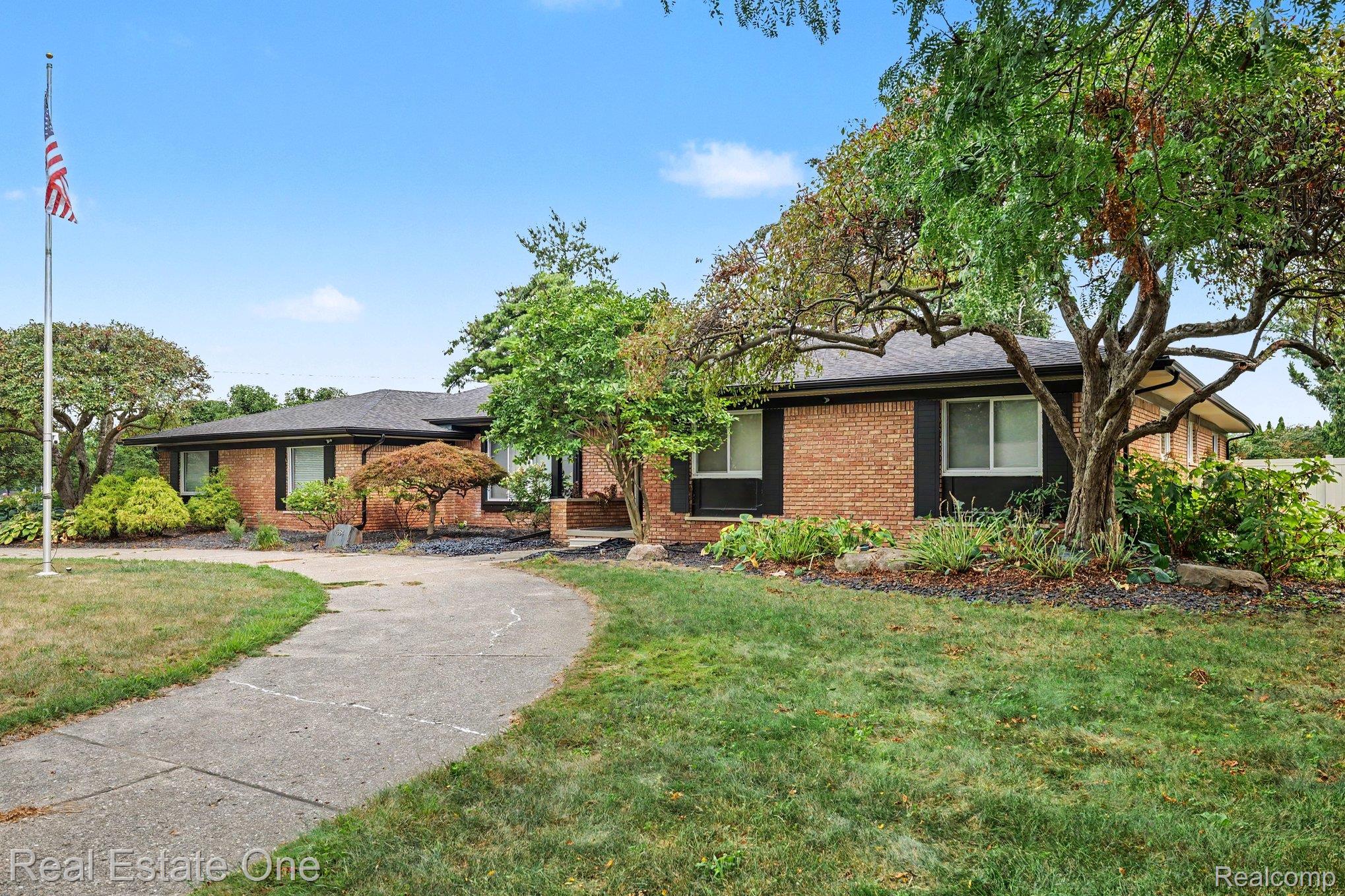 11584 Chicago Road