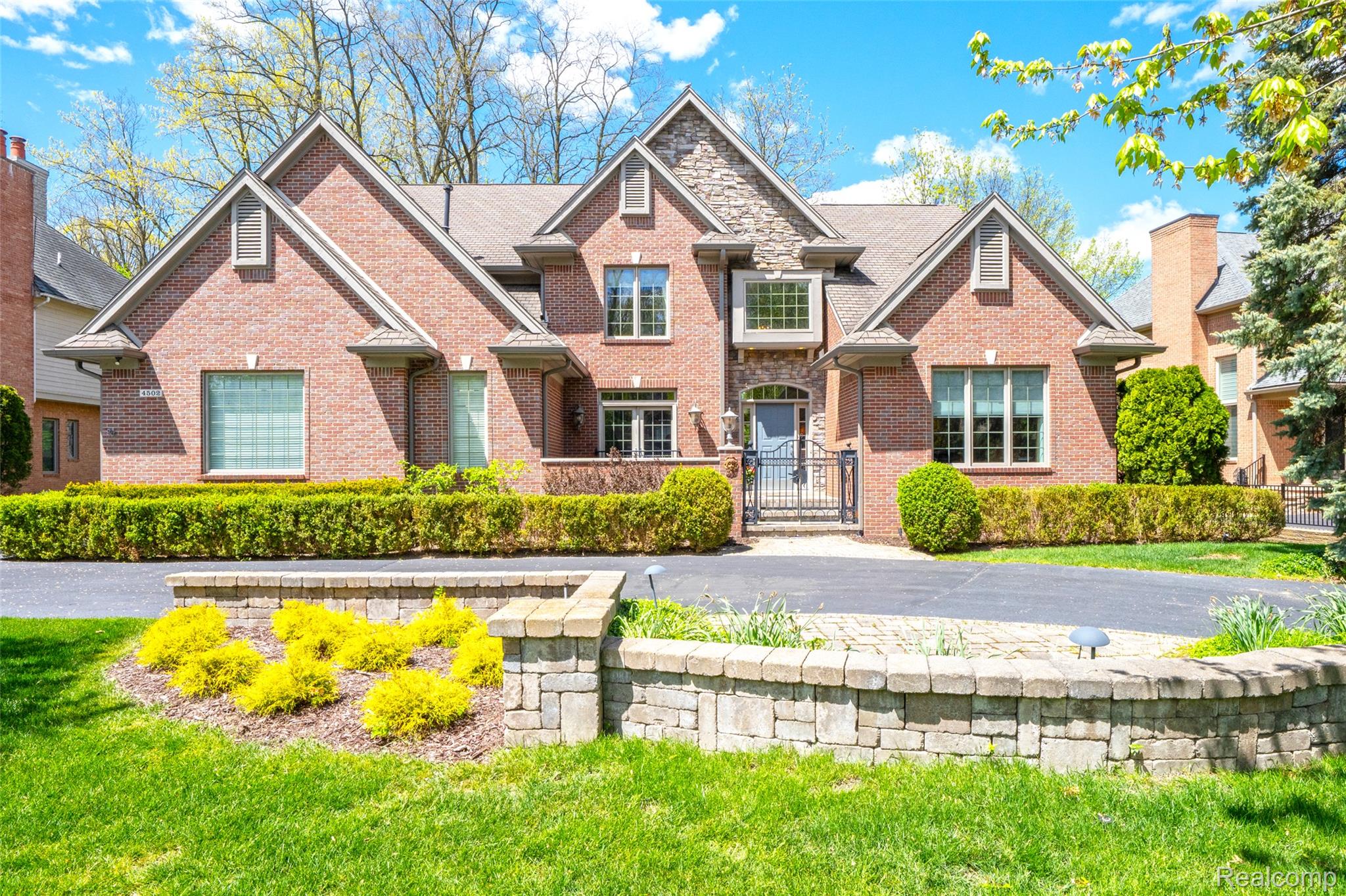 4502 Forest Edge Lane