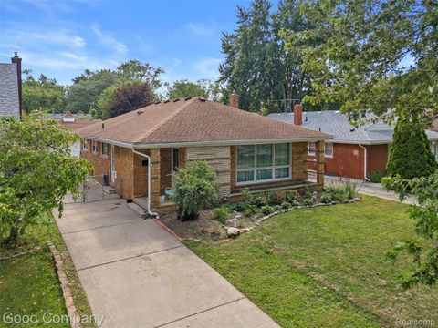 20428 Lennon Street Harper Woods City MI 48225