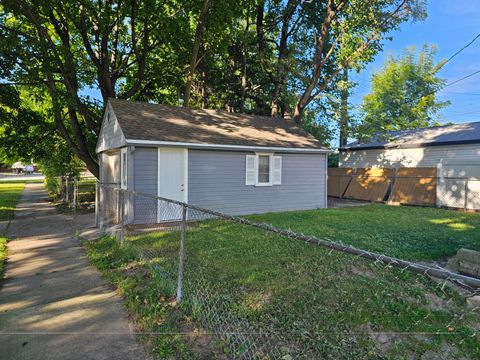 A home in RoyalOakCity_Oakland