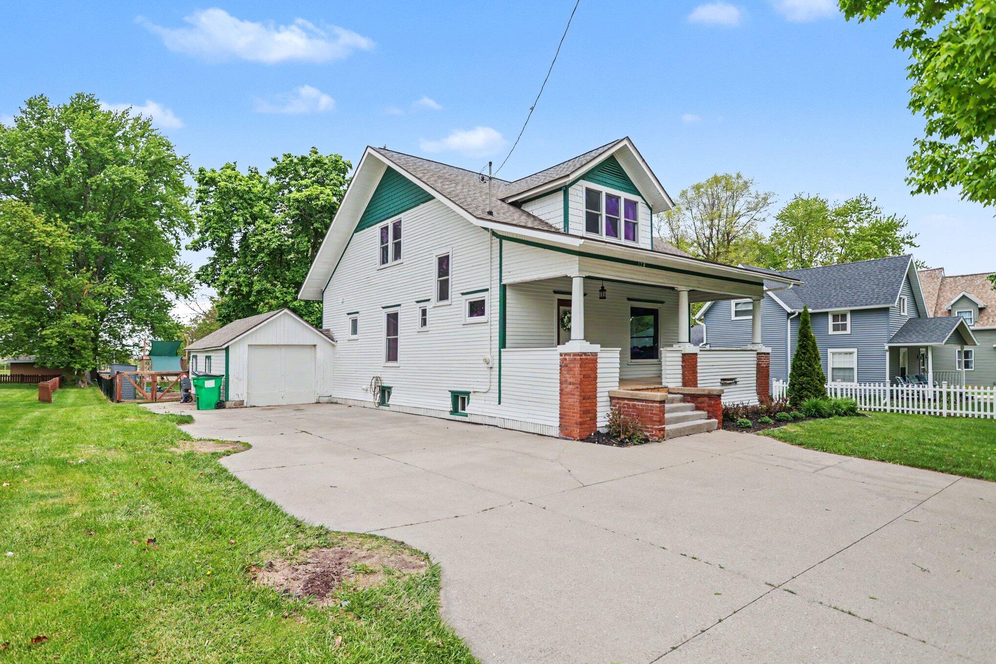 178 W Broadway Street