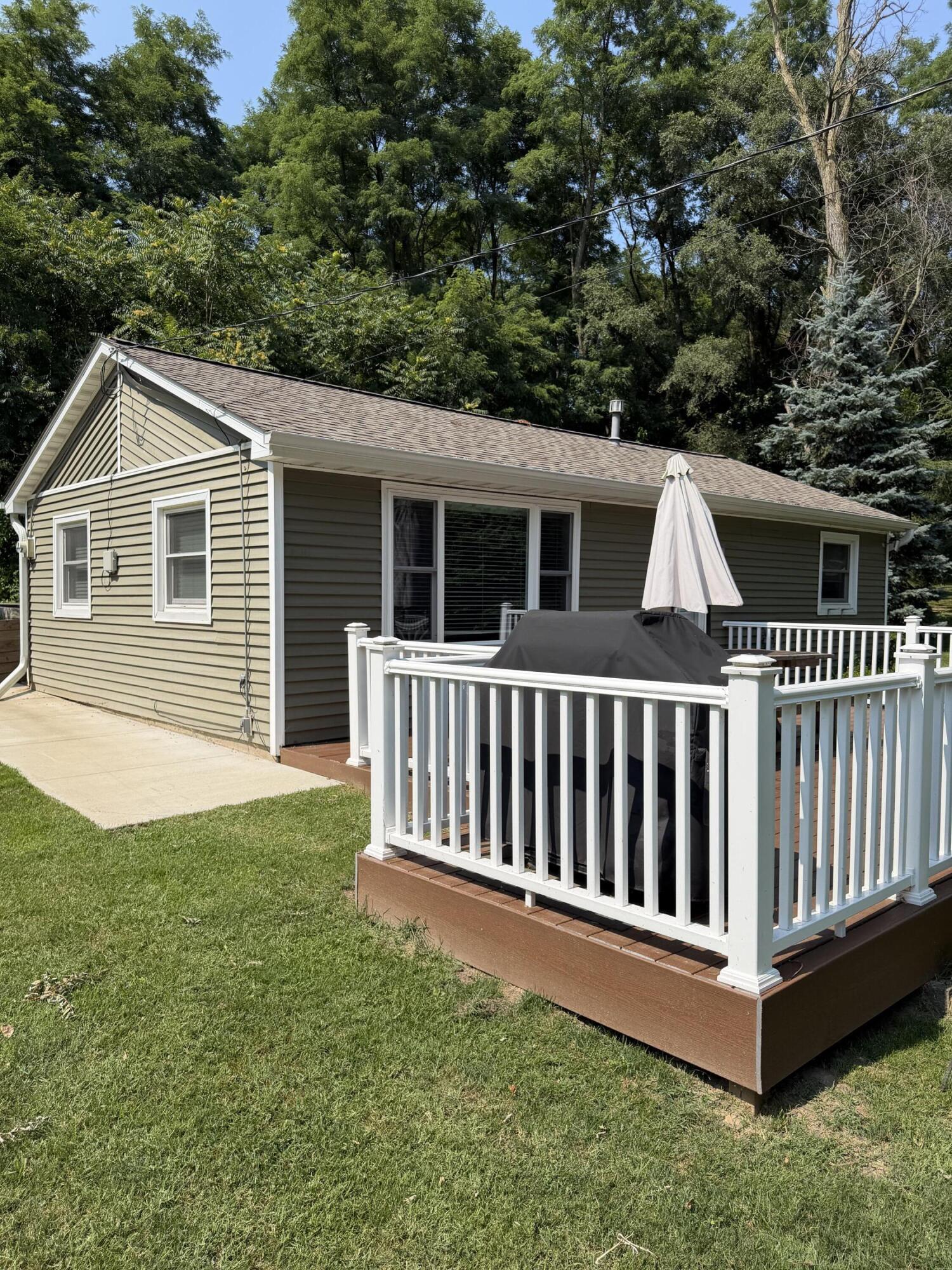 63166 Lakeshore Drive