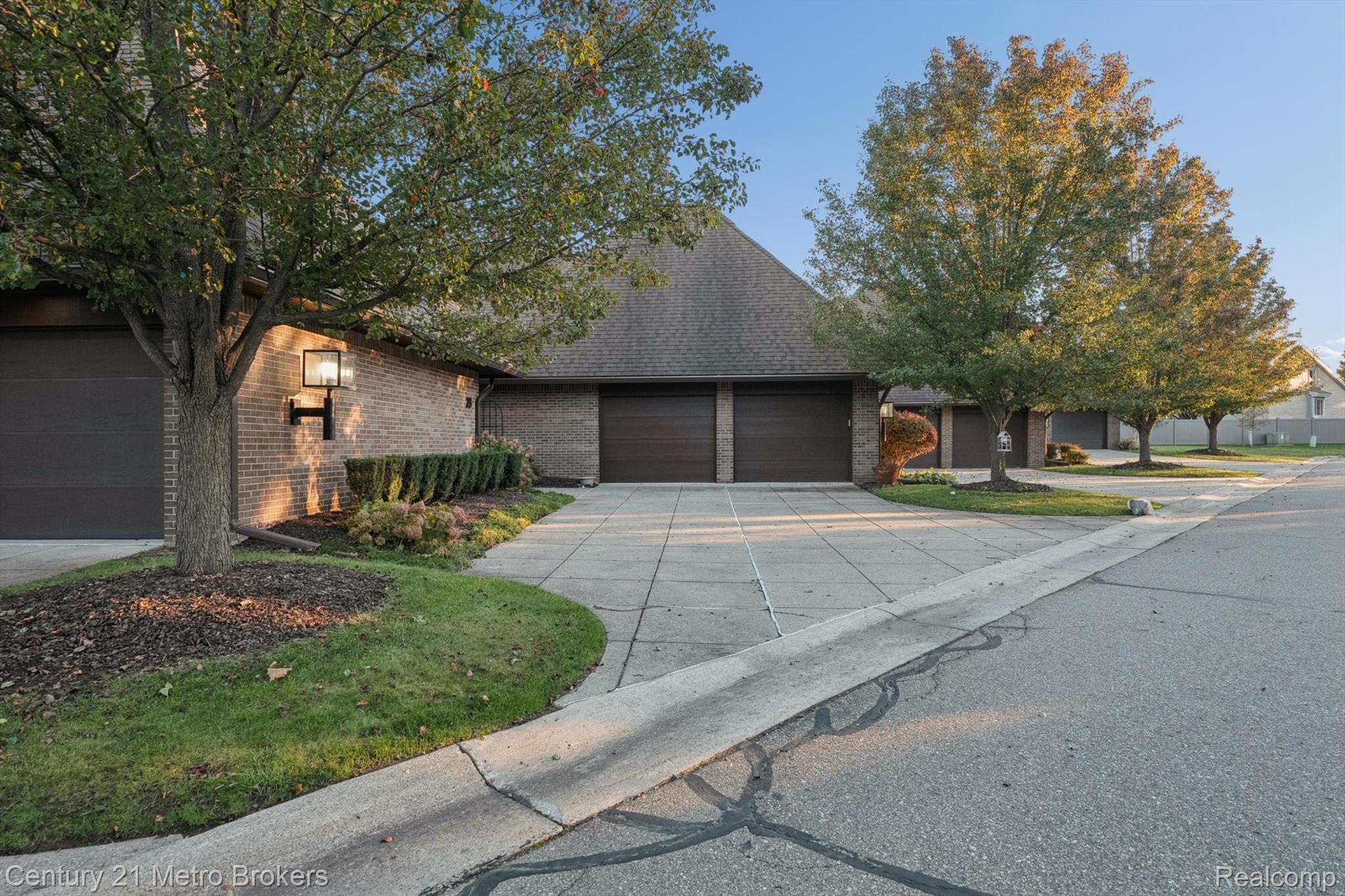 9095 S Saginaw Road 23