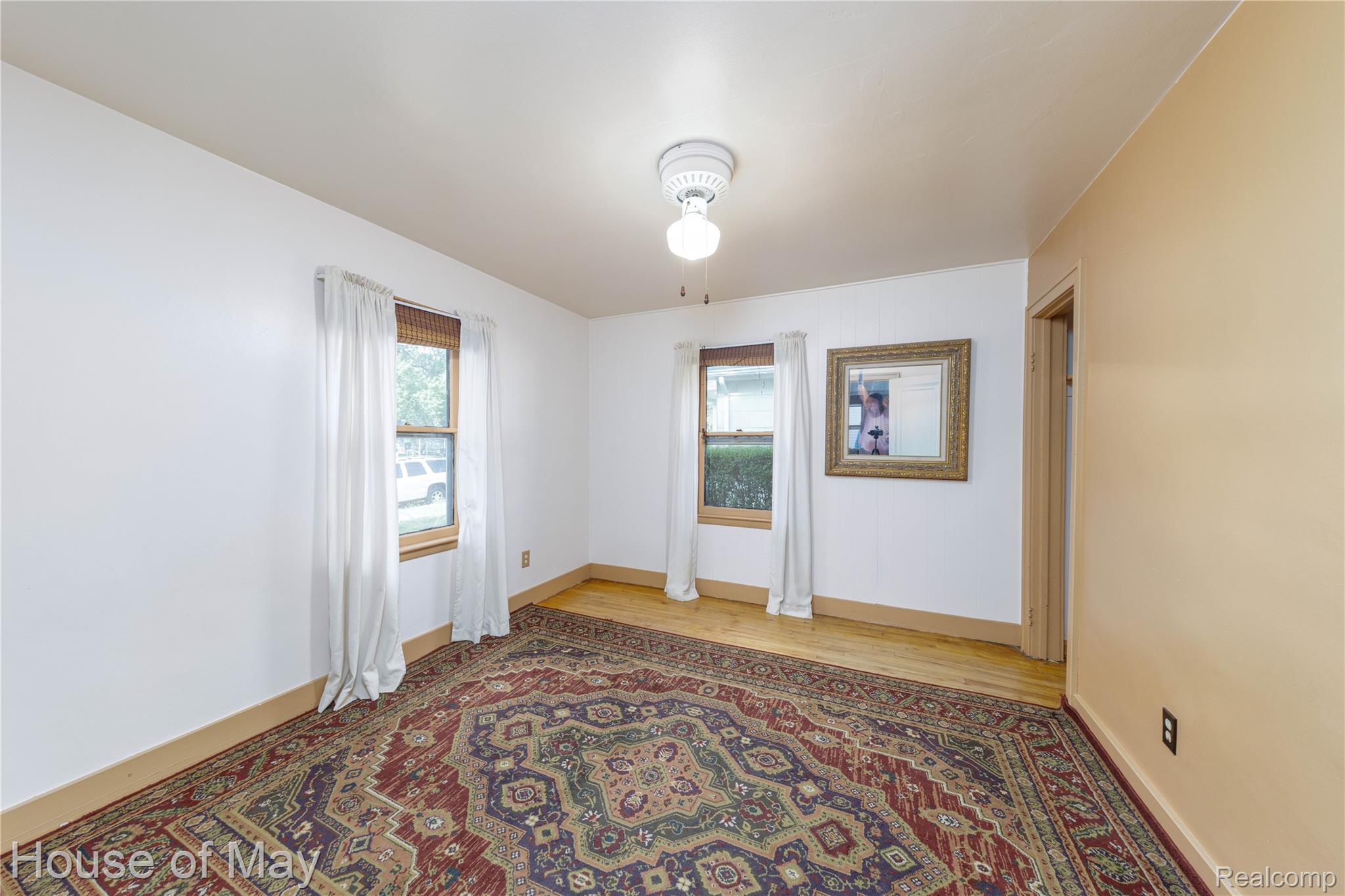 150 W Ann Arbor Avenue